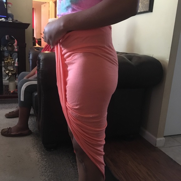 Skirt - Picture 2 of 2